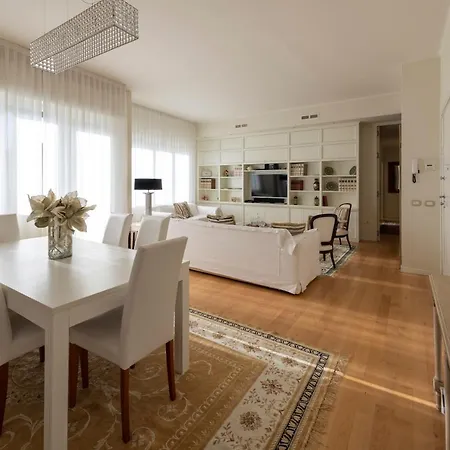 Casa Gramsci Luxury Apartment