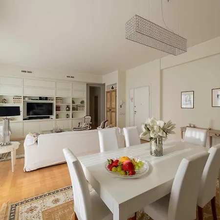 Casa Gramsci Luxury Apartment *