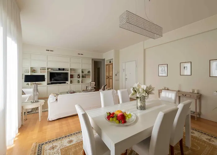 Casa Gramsci Luxury Apartament *